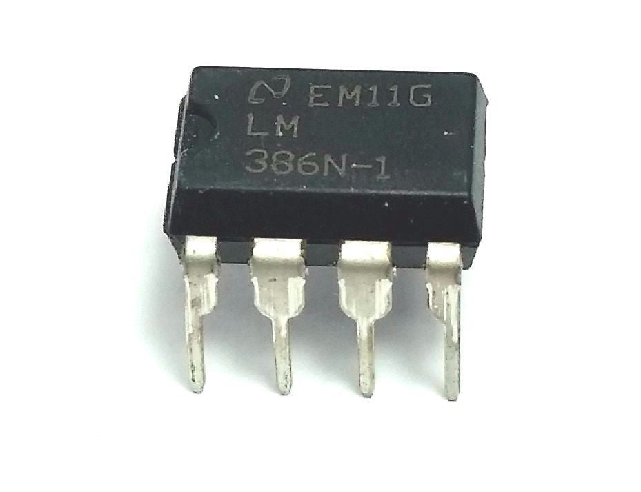آي سي مكبر صوت منخفض الطاقة بمدى جهد واسع LM386