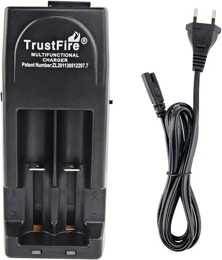 شاحن بطاريات ليثيوم تراست فاير ثنائي الفتحة ذكي (مع كابل 220 فولت) موديل: TR-001